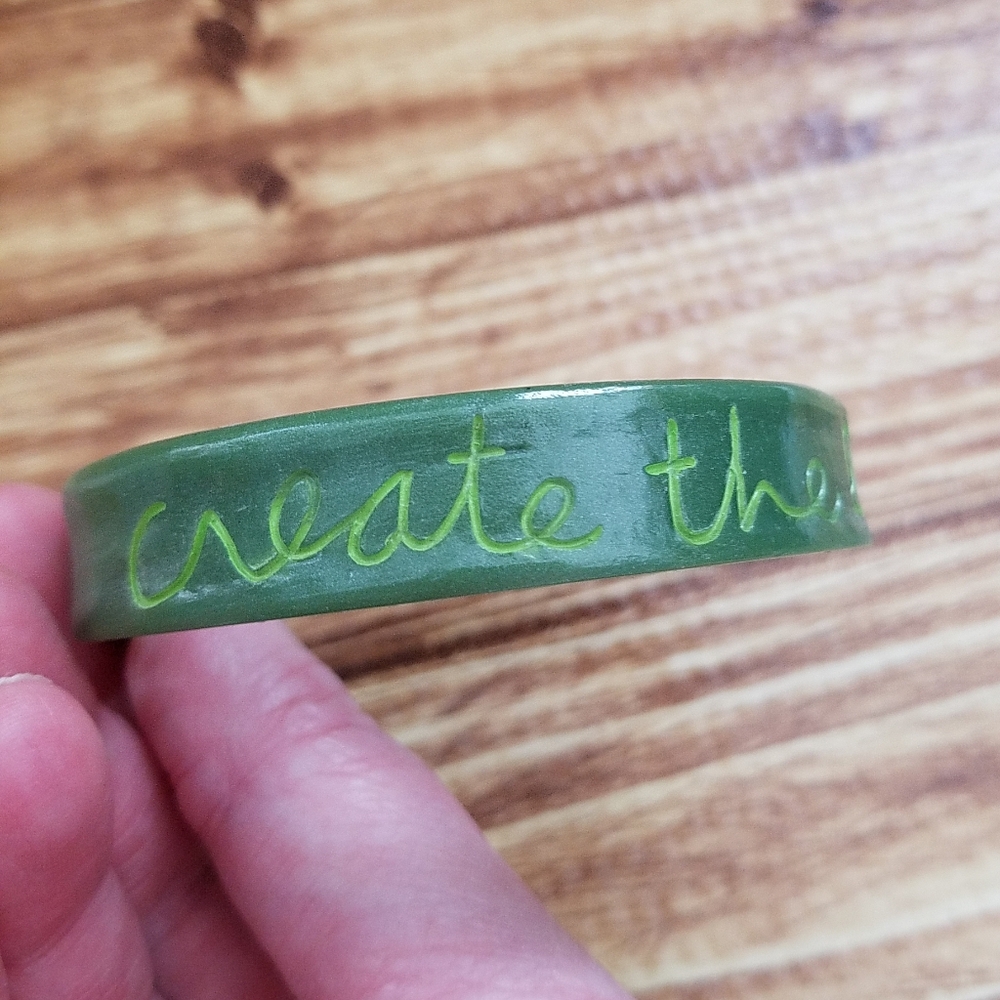 Green Scripted Resin Bangle Bracelet Boho Chic Y2K 'Create The Life You Imagine'